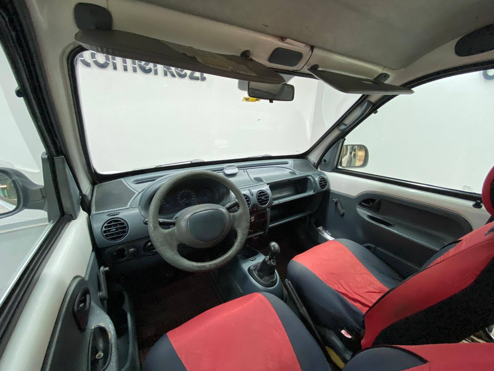 RENAULT KANGOO 19